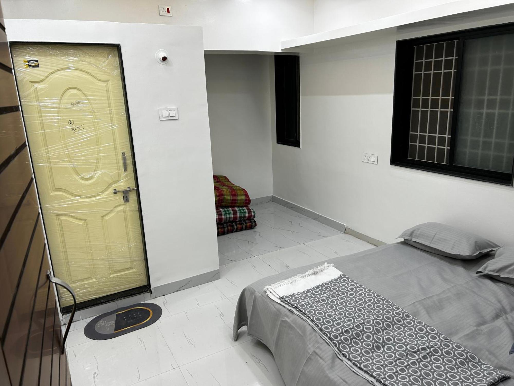 Vatavriksha Guest House,Akkalkot Akalkot Ngoại thất bức ảnh
